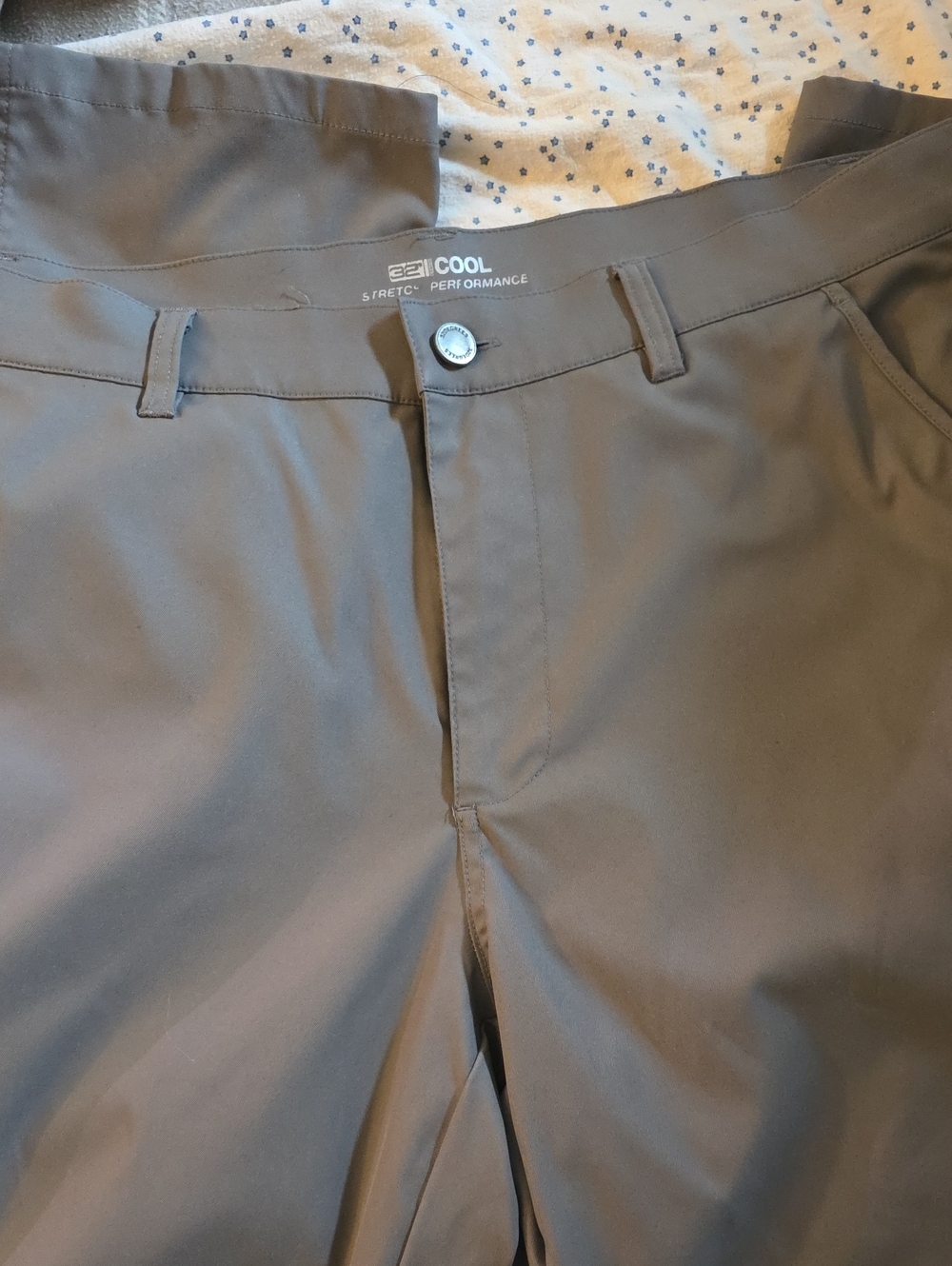 32 Degrees Men's Performance Stretch Pants in Gray